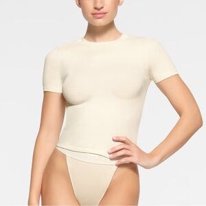 SKIMS Ribbed Short Sleeve Tee - Bone Cream